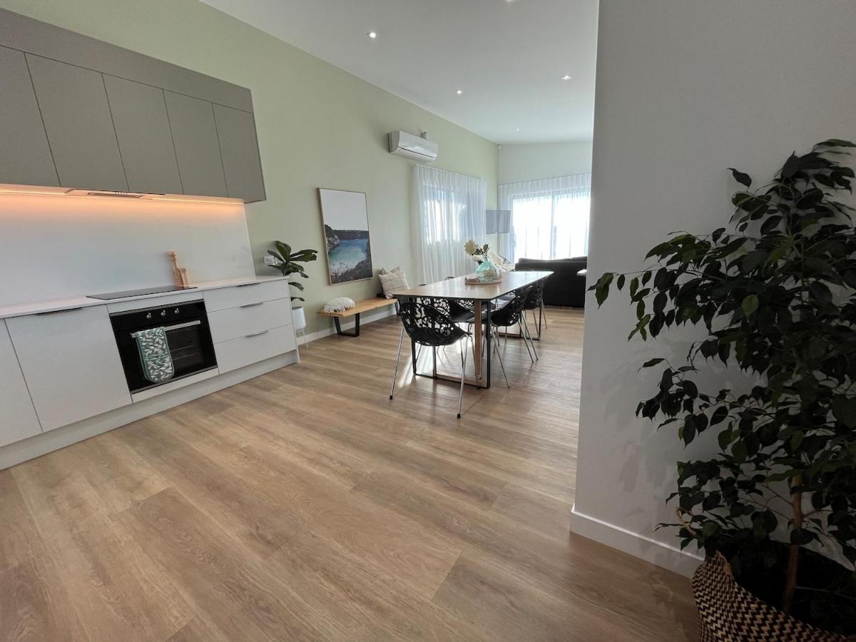 Jandals & Joy Lakefront Retreat 로토루아 외부 사진