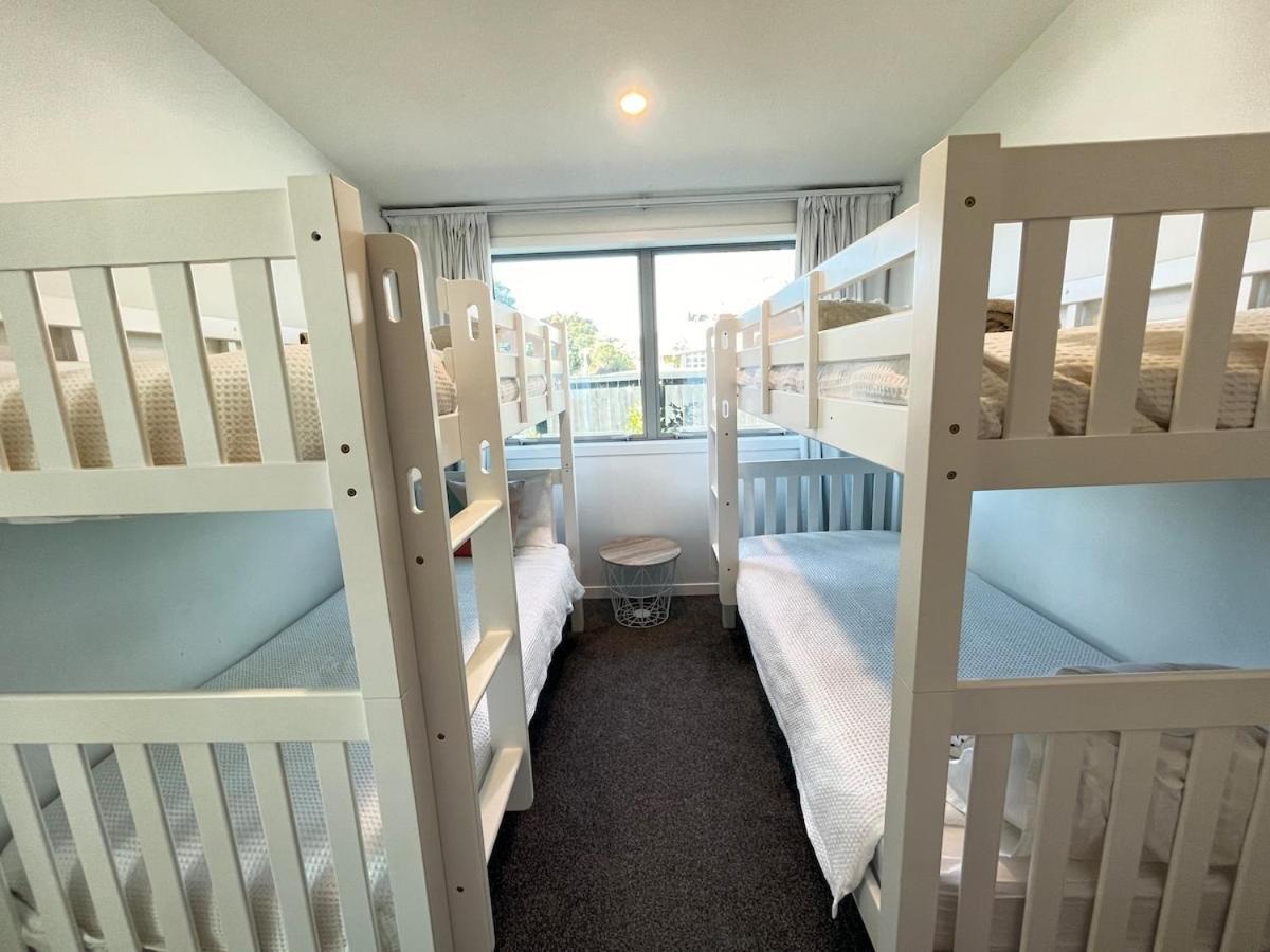 Jandals & Joy Lakefront Retreat 로토루아 외부 사진
